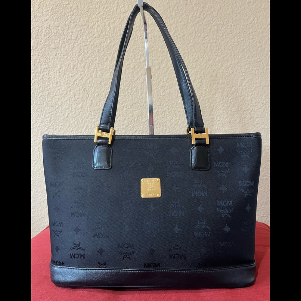 MCM Classic Zippered Tote
